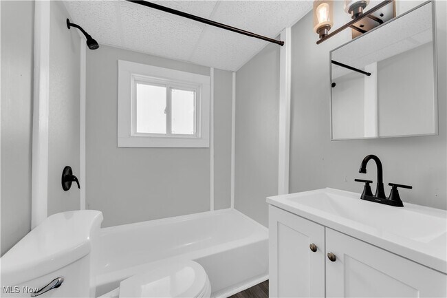 Building Photo - 3118 W 30th St