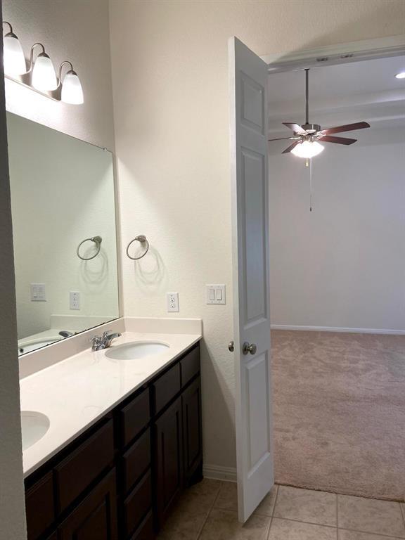 Building Photo - 2918 Zelma Dr