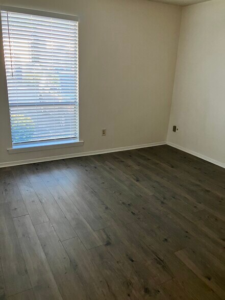 Building Photo - 2817 Los Gatos Ct