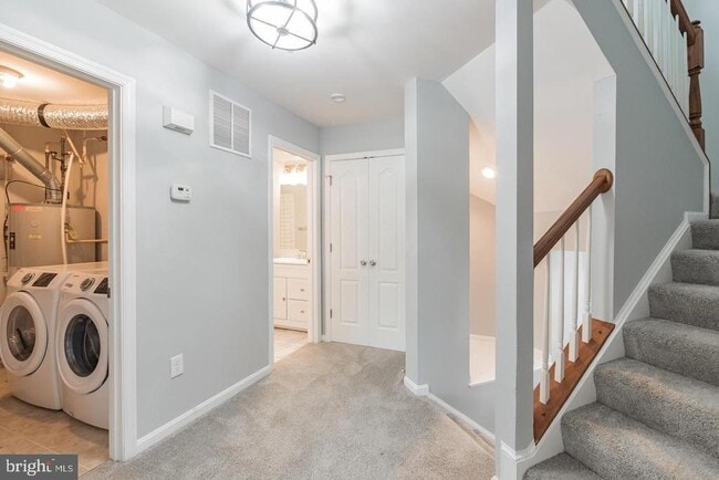 Building Photo - 111 Whiskey Creek Cir