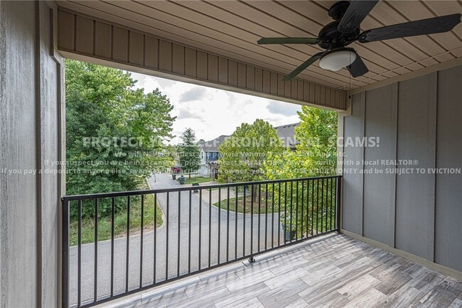 Building Photo - 1271 N Corsica Dr