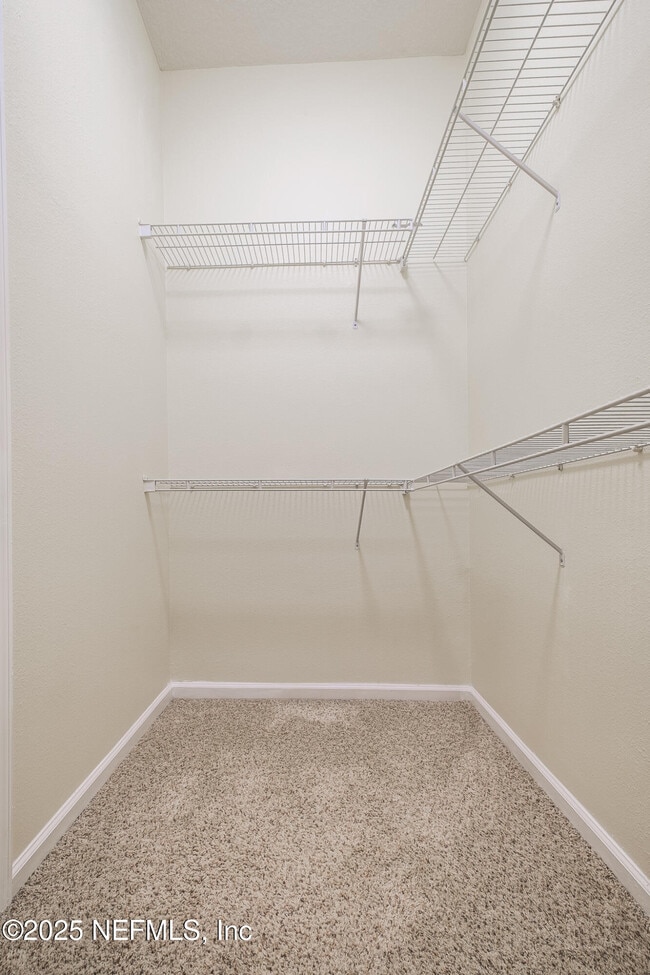 Building Photo - 5719 Parkstone Crossing Dr