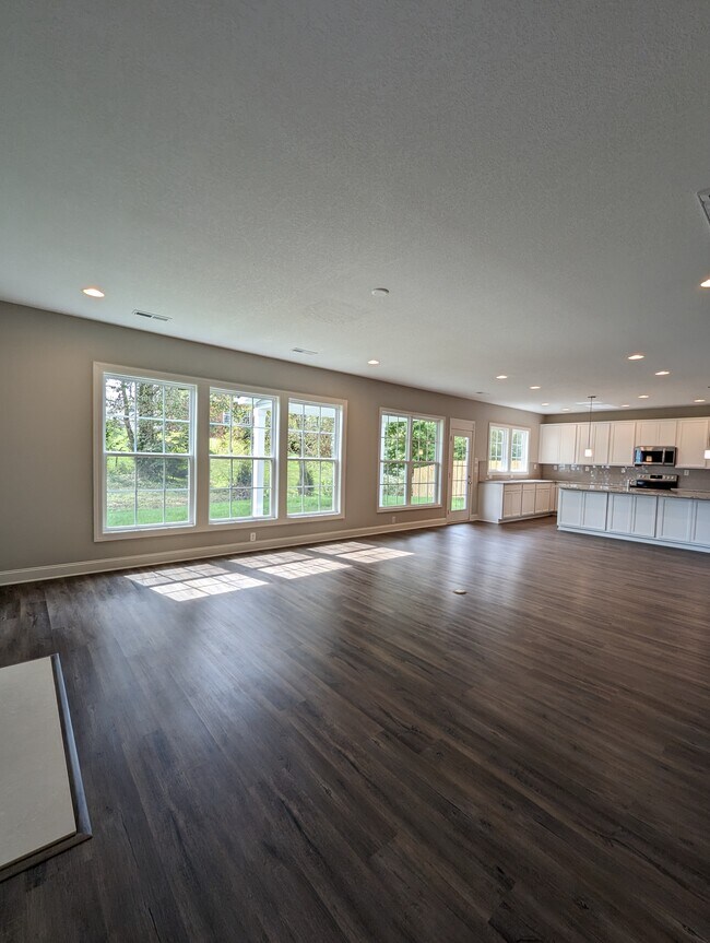 Building Photo - 8712 Yellow Aster Rd