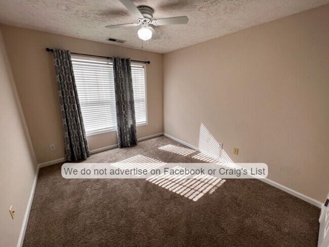 Building Photo - Harbour Pointe Condominiums- Harbour Pointe