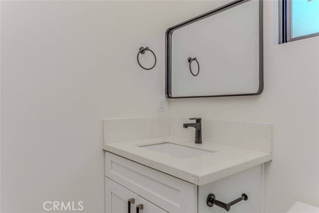 Building Photo - 5825 View Cir