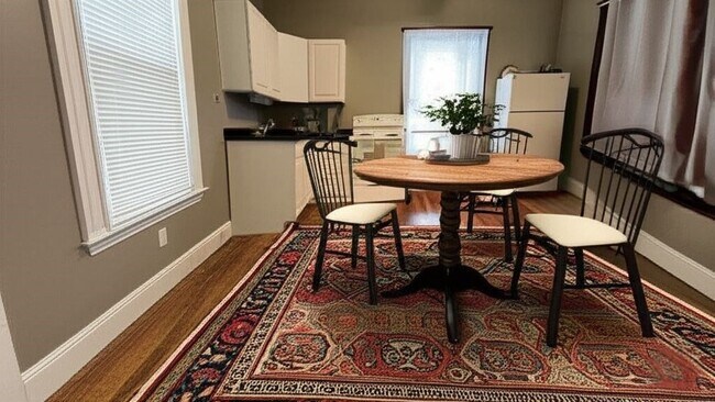 Primary Photo - 15 Walton St