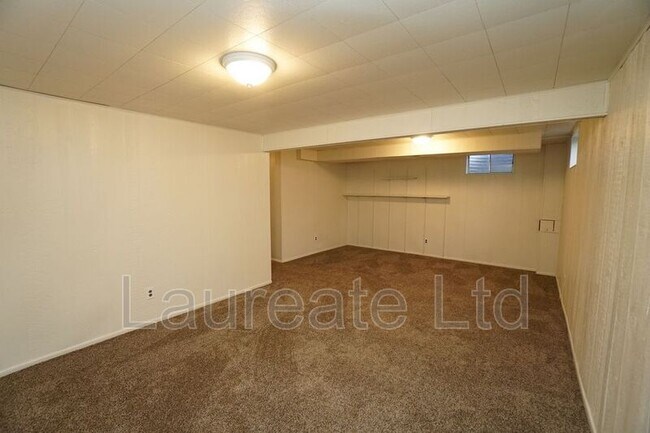Building Photo - 7843 W Quarto Ave