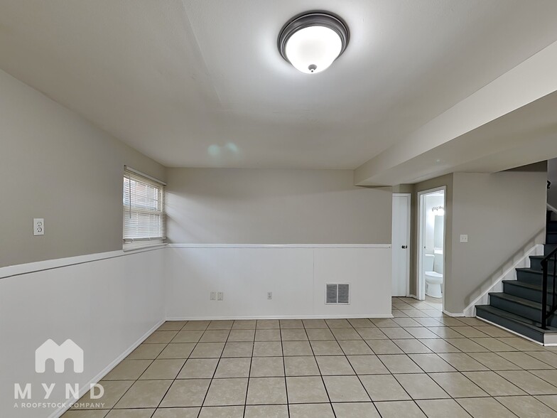 Building Photo - 2776 Halifax Ct