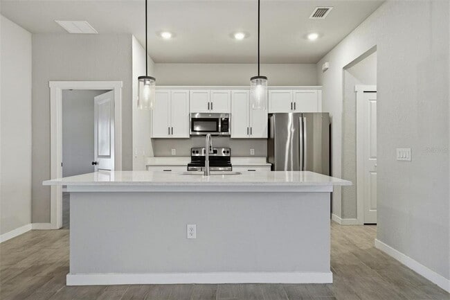 Building Photo - 12542 Mohican Ave