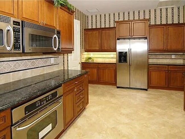 Building Photo - 8263 Miramar Way