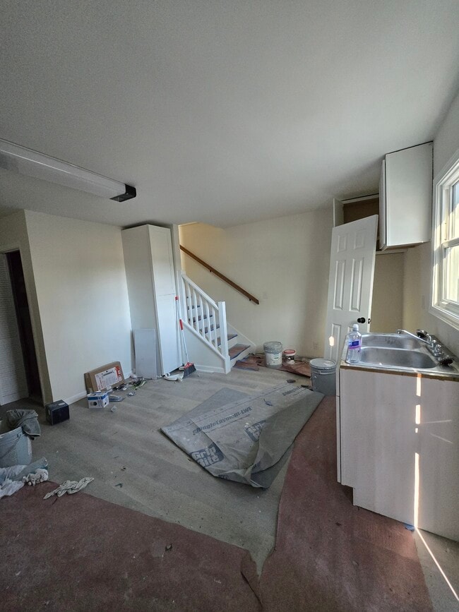 Building Photo - 503 N Orange St