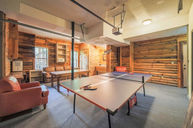 Building Photo - 195 Black Bear Dr