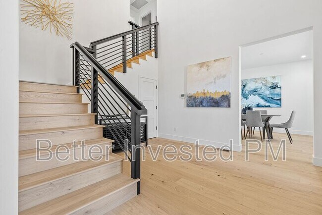 Building Photo - 2012 Eagle Ct