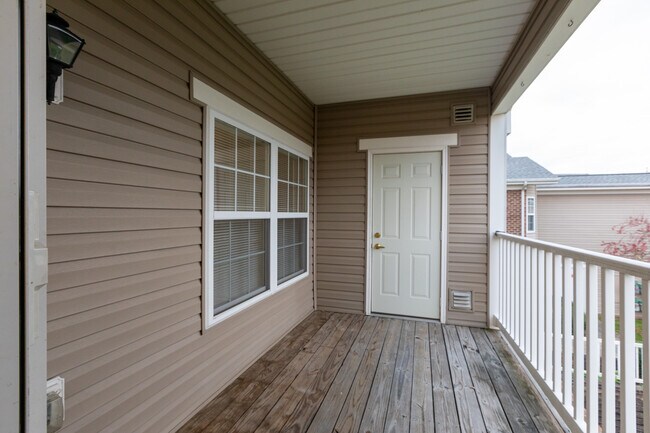 Building Photo - 206 Stockton Ridge