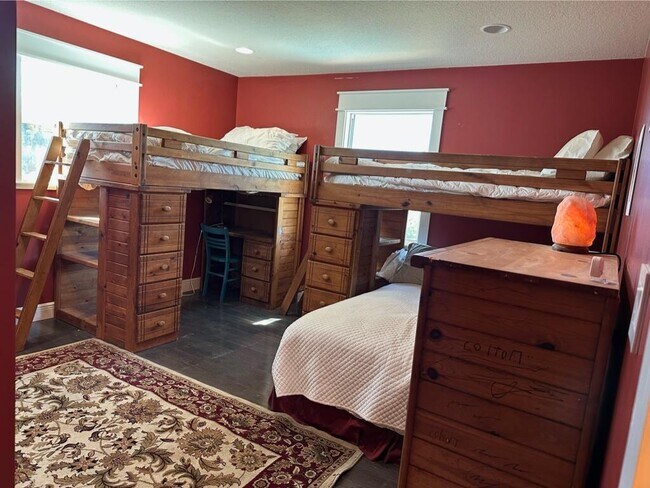 Building Photo - 4332 145th Ave N