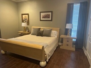 Master accomodates king size bed, desk and armoire - 38400 Interstate 10 W