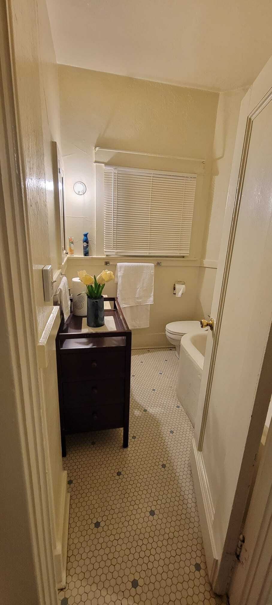 Bathroom with large tub and tile floor - 1440 3rd Ave