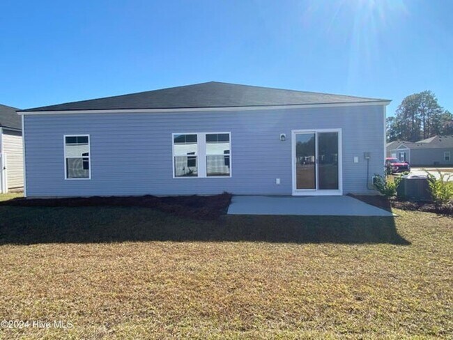 Building Photo - NEW PRICE REDUCTION!  LIKE NEW HOUSE!  DON'T MISS IT!