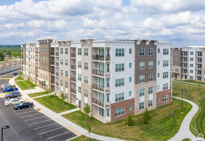 Avenue Grand 8085 Sandpiper Cir Nottingham MD 21236 Apartment Finder