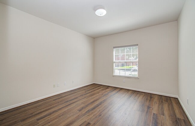 Building Photo - 6702 Castle Terrace Ct