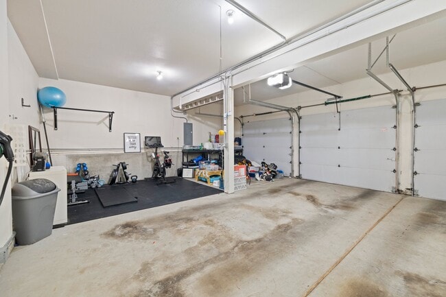 Building Photo - 12635 SW 61st Pl