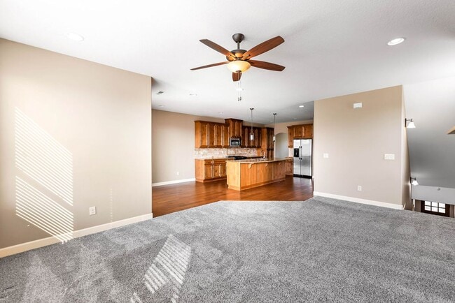 Building Photo - Beautiful Gated Fisher’s Landing Townhome with 4 Bedrooms, Gas Fireplace & Central AC