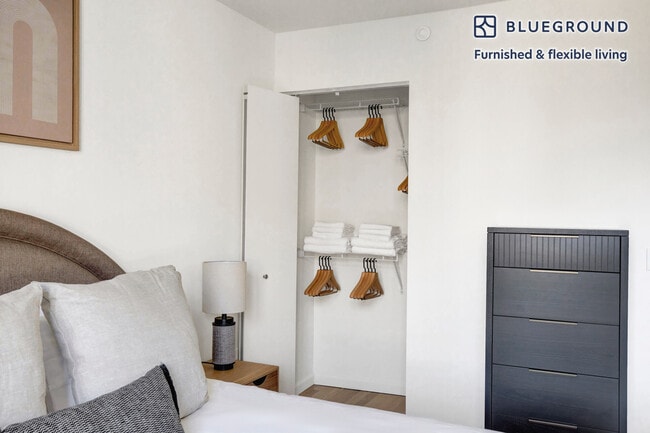 Building Photo - 1 Morningside Dr