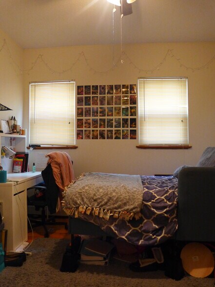 Building Photo - 832 Parker St