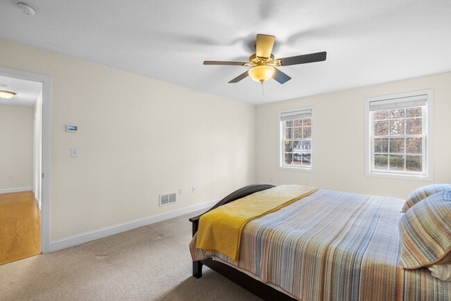 Building Photo - 11 Checkerberry Ln