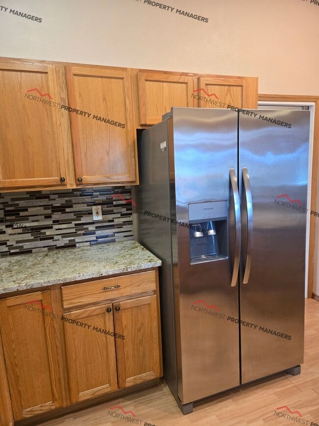 Building Photo - STATUS: AVAILABLE   | R188 | $2495