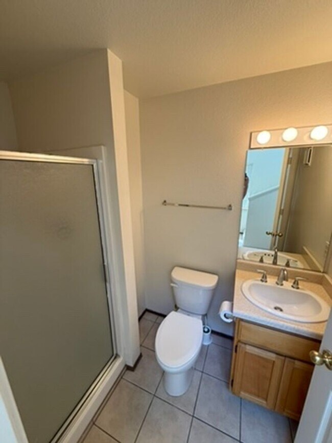 Building Photo - 4264 Stonewalk Ct