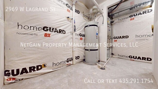 Building Photo - 2969 W LaGrand St