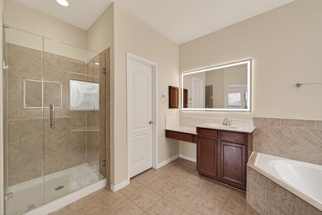 Building Photo - 24410 N Tide Bay Cir