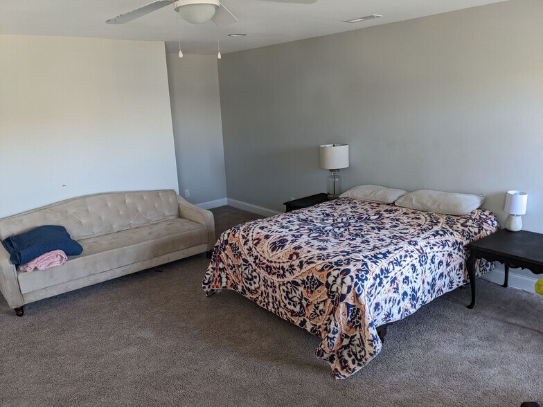 Bedroom 2 (Upstairs) - 7458 White Pine Dr