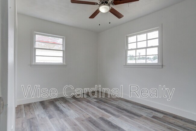 Building Photo - 1612 68th St