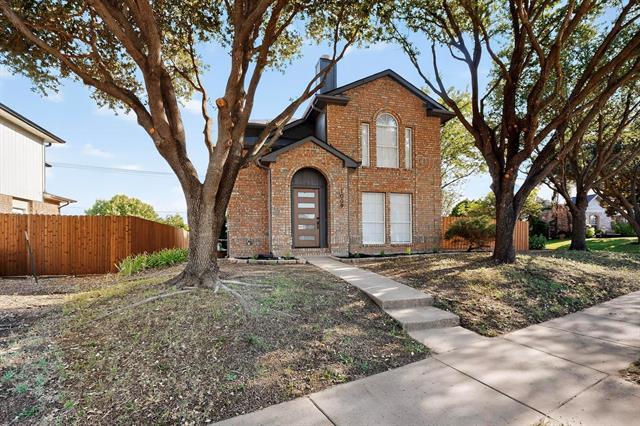 Building Photo - 1009 Lake Bluff Dr