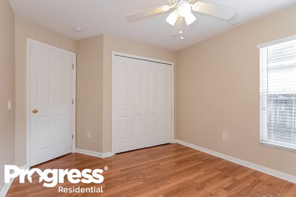 Building Photo - 25806 Bloomsbury Ct