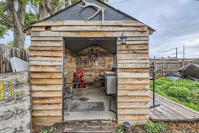 Building Photo - 4543 Columbine St