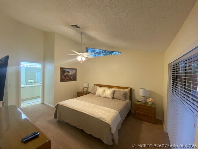Building Photo - 13825 Yarmouth Dr