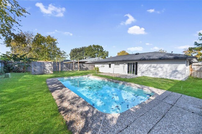 Building Photo - 7703 Mosewood St