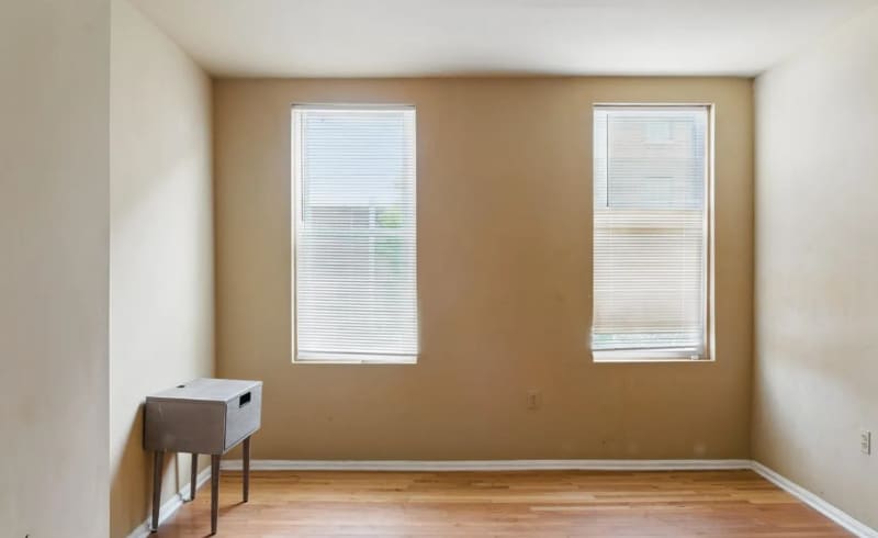 Building Photo - 1414 E Oliver St