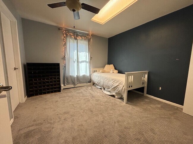 Building Photo - Don't miss this beauty in Fruita CO!