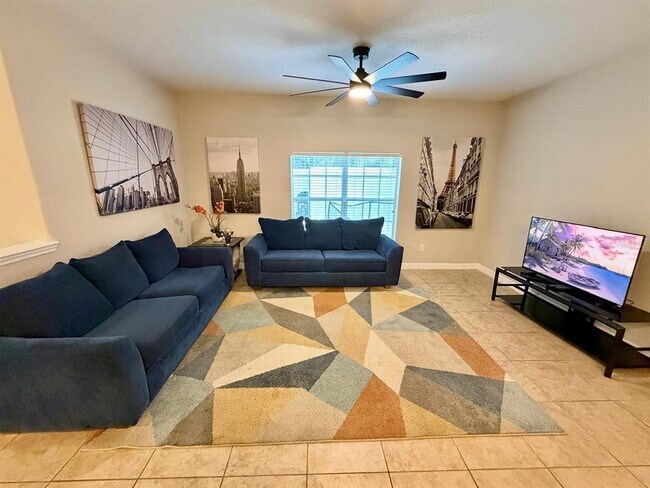 Building Photo - 2979 Banana Palm Dr