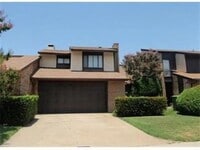 Building Photo - 1821 Greenspring Cir