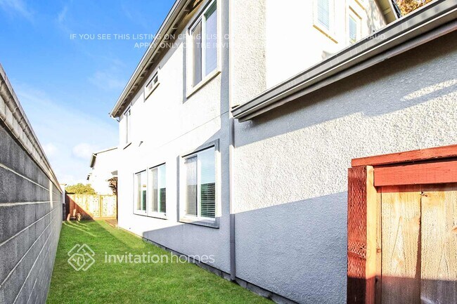 Building Photo - 16 Shadmoor Pl