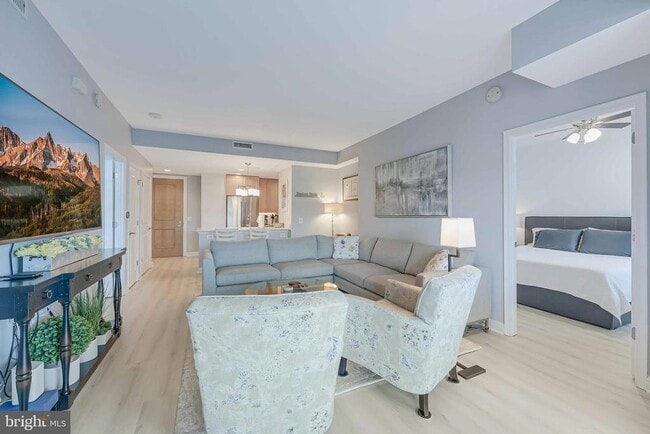 Building Photo - 11990 Market St