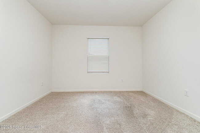Building Photo - 1299 Buffing Cir SE