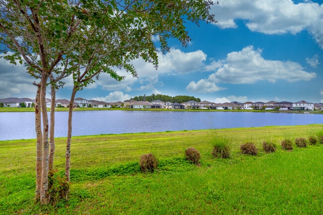 Building Photo - 2721 Chantilly Ave