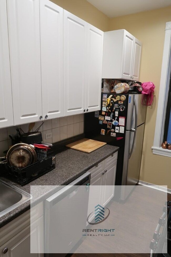 Building Photo - 1353 Ashland Ave