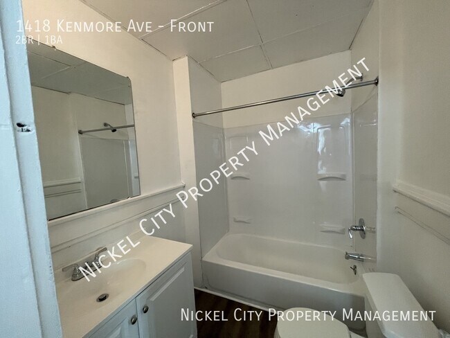 Building Photo - 1418 Kenmore Ave